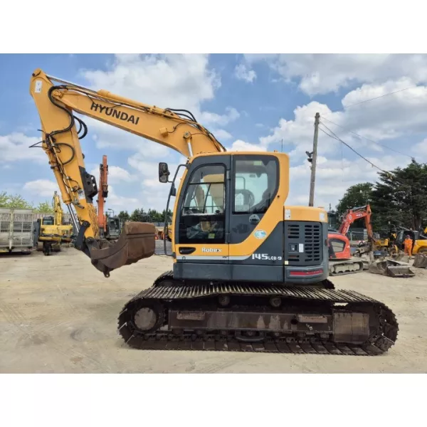 Употребяван верижен багер Hyundai Robex 145 LCR-9 2011, 15215 кг.