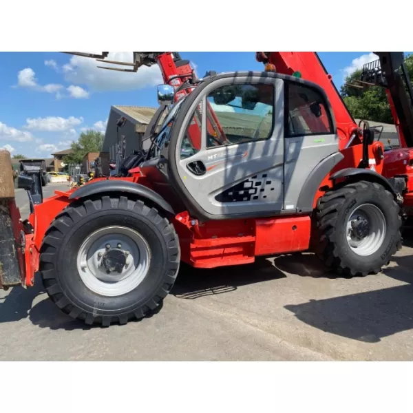 Употребяван телескопичен товарач Manitou MT1840 2017