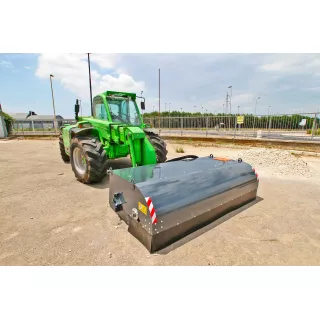 Комунална четка CNF SWEEPER BUCKET SWP110, 310 кг