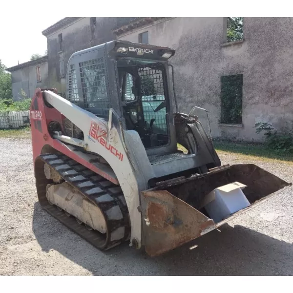 Употребяван мини верижен товарач Takeuchi TL240 2008