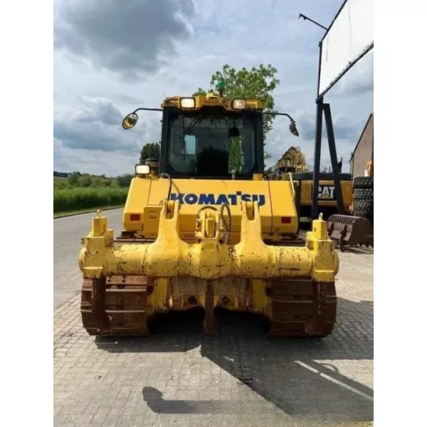 Булдозер Komatsu D65PXI-18