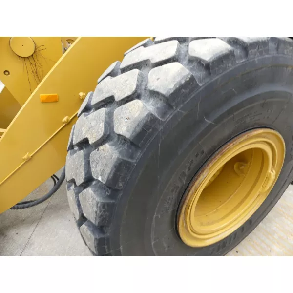 Челен товарач CAT 950M 2018