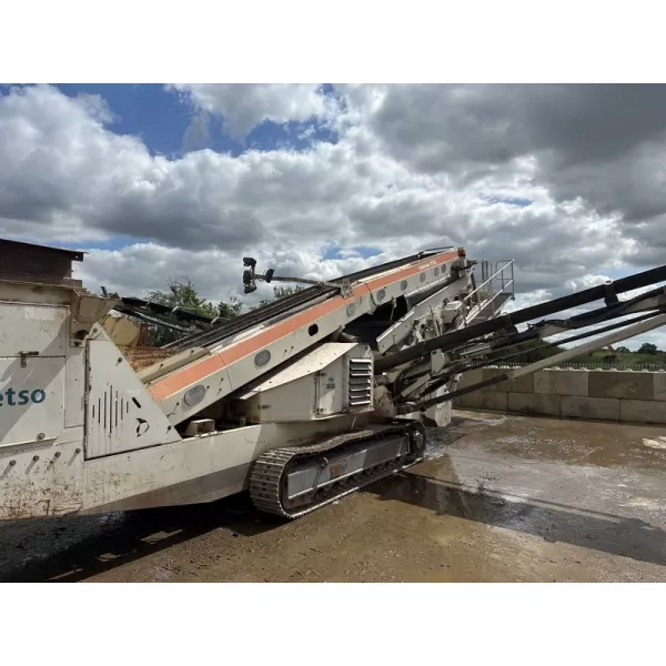 Трошачка Metso Lokotrack ST352 2005