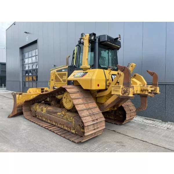 Булдозер CAT D6N  LGP