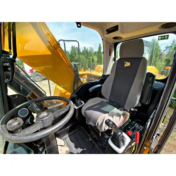 Употребяван колесен багер JCB JS145W 2014