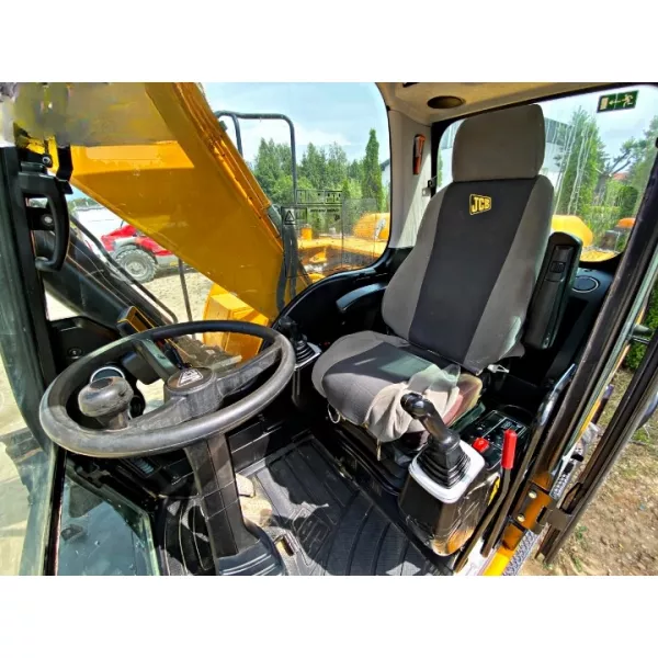 Употребяван колесен багер JCB JS145W 2014