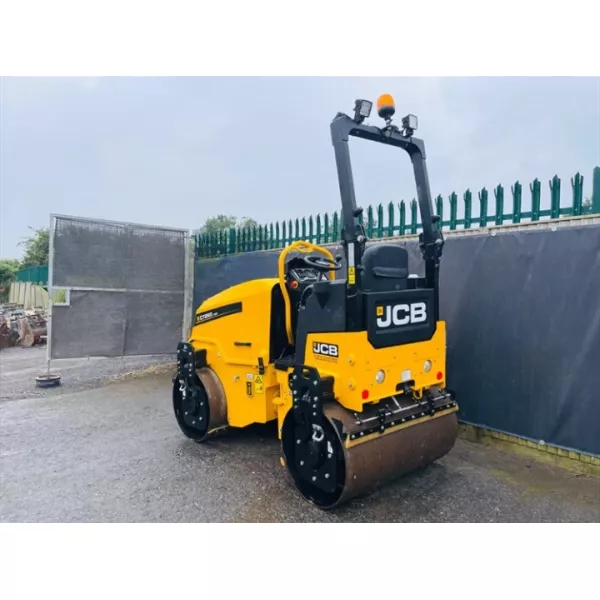 Употребяван двубандажен валяк JCB CT260-120 2022