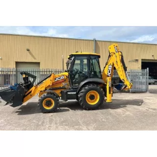 Комбиниран багер JCB 3CX 2023