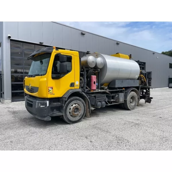 Гудронатор Renault Premium Bitumen Sprayer Acmar 7500