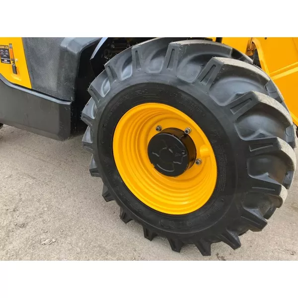 Телескопичен товарач JCB 541-70 2019