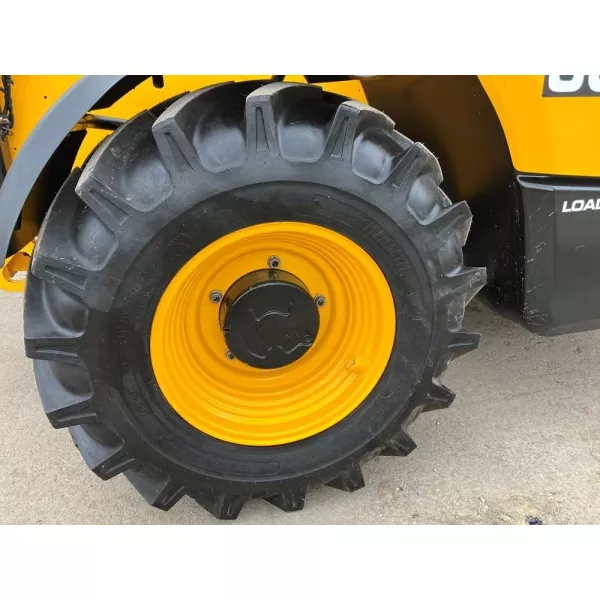 Телескопичен товарач JCB 541-70 2019