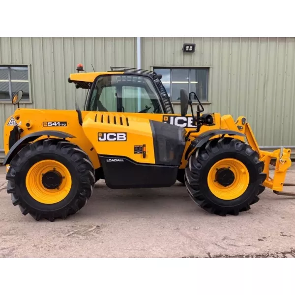 Телескопичен товарач JCB 541-70 2019