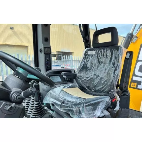 Комбиниран багер JCB 3CX 2023