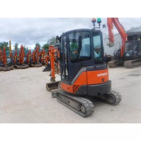 Употребяван мини багер Hitachi ZX29U-3 2015, 2590 мм