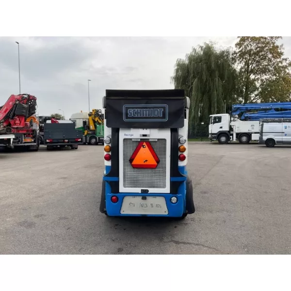 Употребявана метачка Schmidt Swingo 200+ Compact, 4500 кг, VM 05D/9, 84 к.с., 50 км/ч, 18118 км, 2 м³