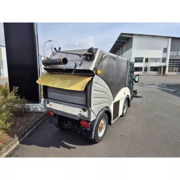 Употребявана метачка Hako CityMaster 2000, 3000 кг, VW , 102 к.с., 50 км/ч, 49890 км, 2 м³