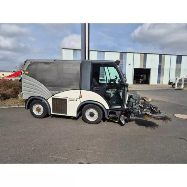 Употребявана метачка Hako CityMaster 2000, 3000 кг, VW , 102 к.с., 50 км/ч, 49890 км, 2 м³