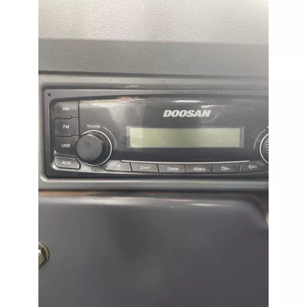 Употребяван верижен багер Doosan DX 140 LC-3 2014