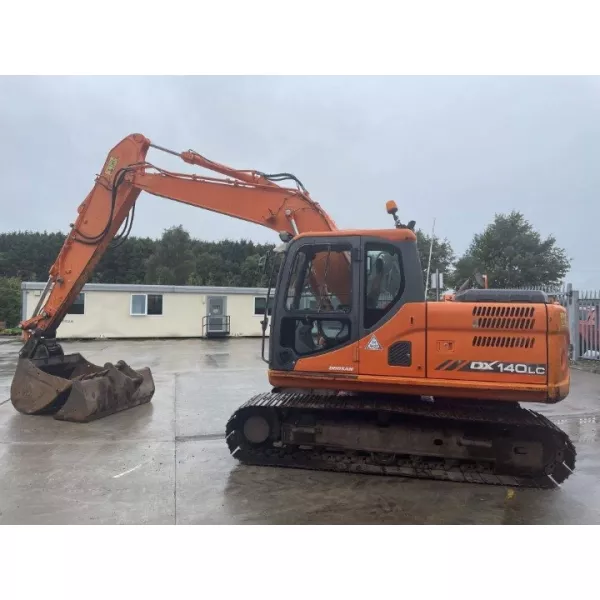 Употребяван верижен багер Doosan DX 140 LC-3 2014