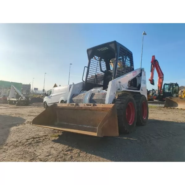 Употребяван мини колесен товарач Bobcat S130 2006