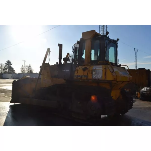 Булдозер Komatsu D65EX