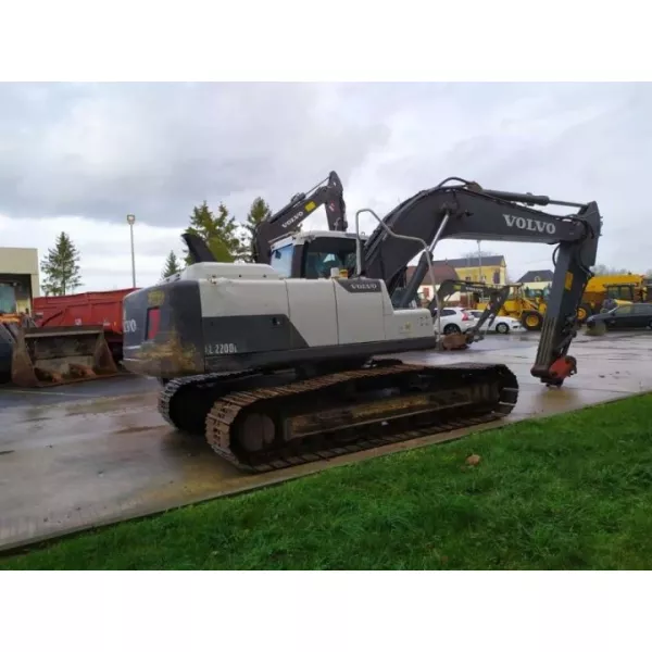 Верижен багер Volvo EC220DL 2014, 24080 кг.