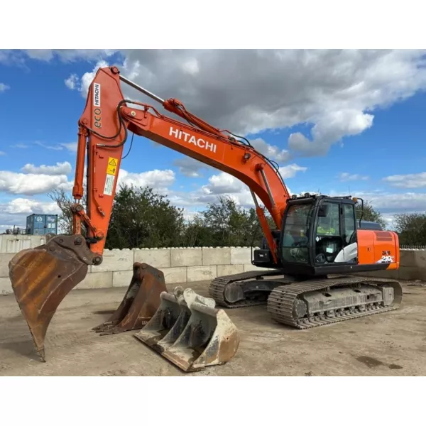 Употребяван верижен багер Hitachi ZX210LC-6 2017, 23000 кг.