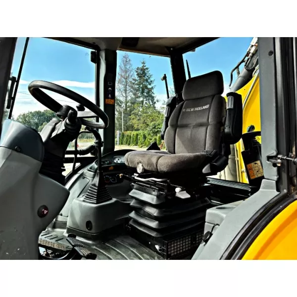 Комбиниран багер New Holland B110 2009