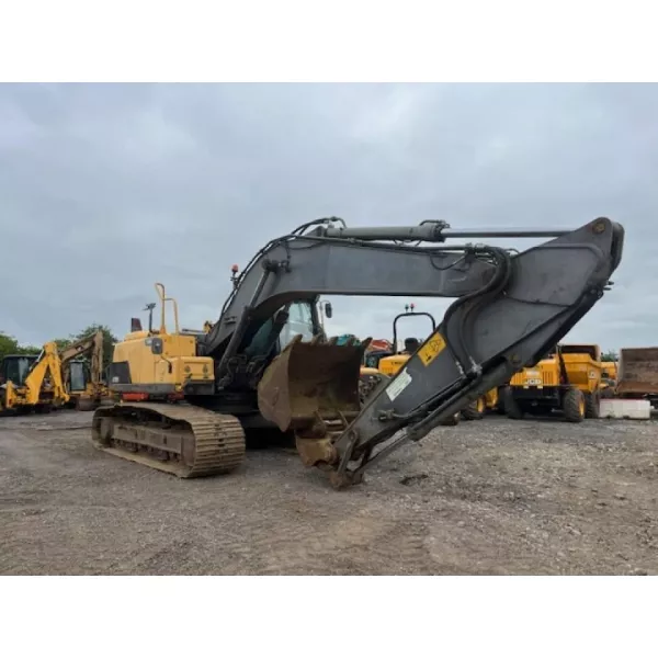 Верижен багер Volvo EC220DL 2012, 24080 кг.