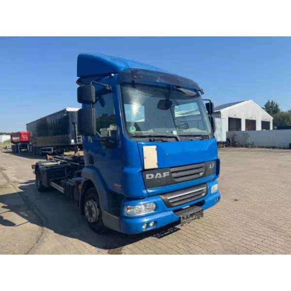 Употребяван мултилифт Daf LF45.220 Hiab XR8S 2013 [