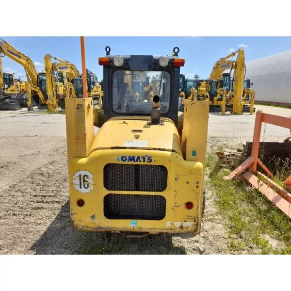 Мини колесен товарач Komatsu SK714 2008