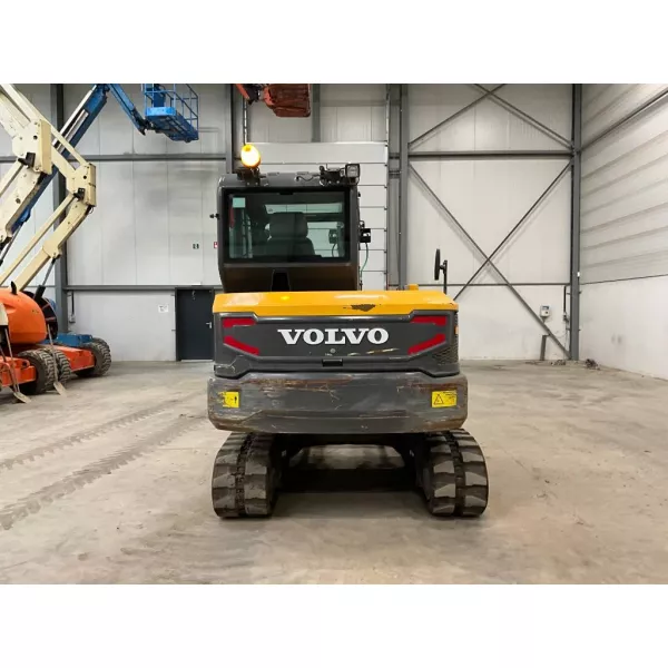 Употребяван мини багер Volvo EC60E 2020, 3695 мм