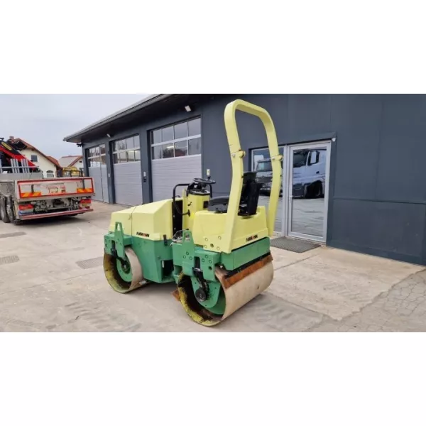 Двубандажен валяк Ammann AV26 2002