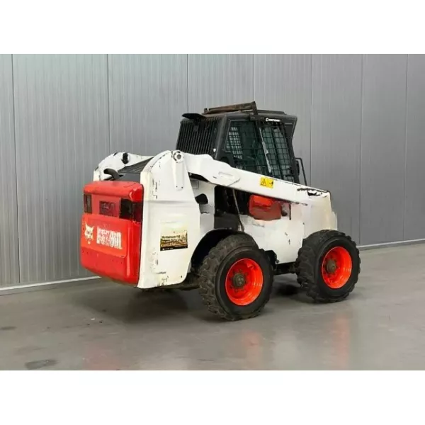 Мини колесен товарач Bobcat  S220 2004