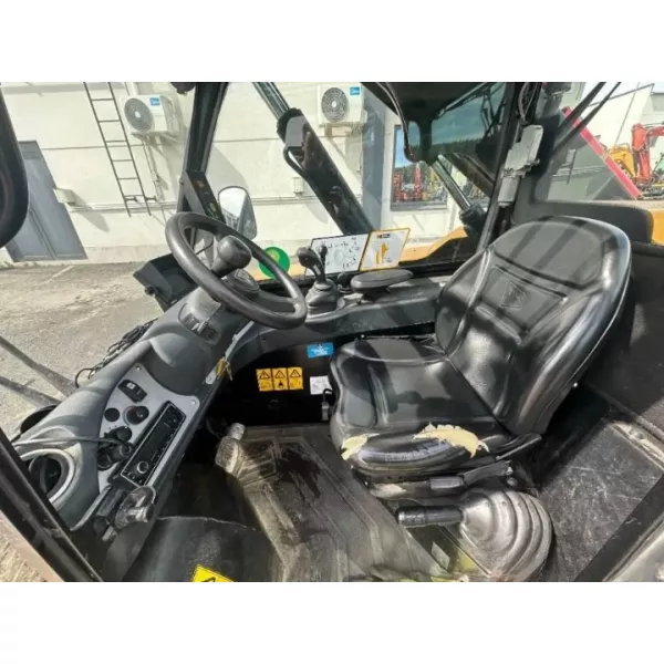 Употребяван телескопичен товарач JCB 515-40 2014