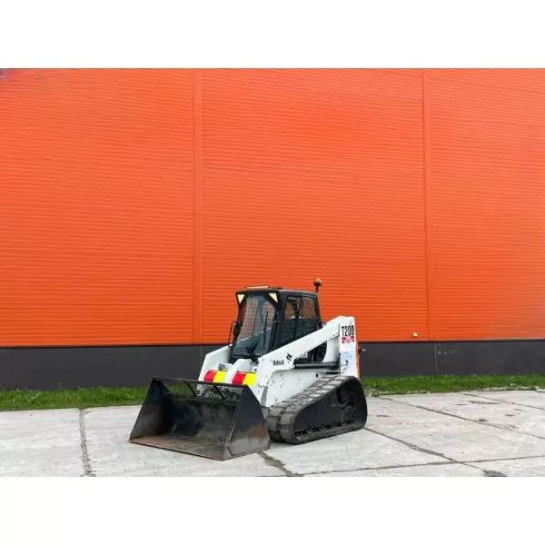 Мини верижен товарач Bobcat T200 2002