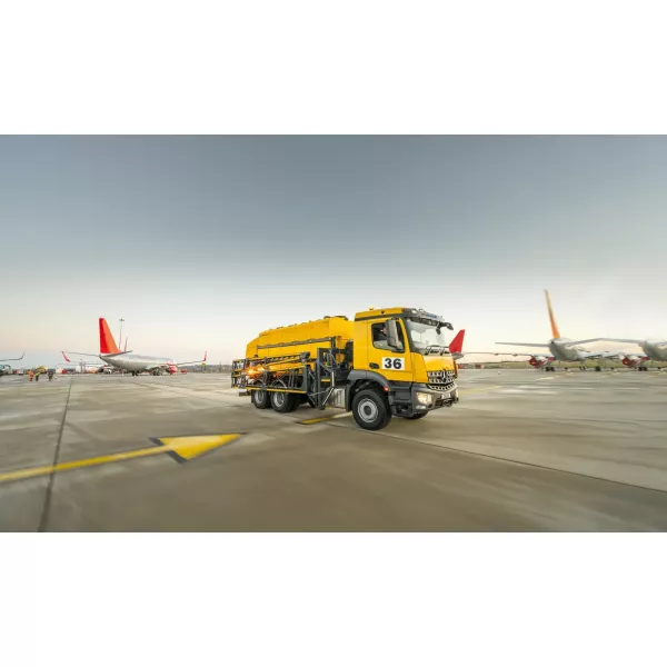 Разпръсквач на течни агенти Schmidt ASP Airport Sprayer 24, 8800-15000 Литра, 3000-30000 мм - продажба