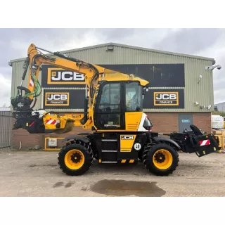 Колесен багер JCB POTHOLE PRO 110W HYDRADIG 2022