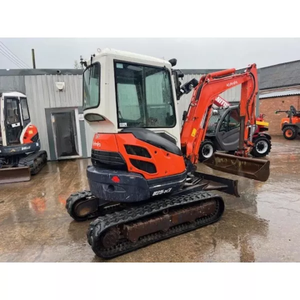 Употребяван мини багер Kubota U25-3 2007, 2810 мм