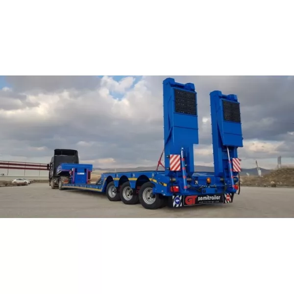 Полуремарке ниска платформа GT Semitrailer 3 оси, 3