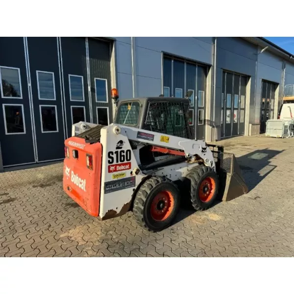 Мини челен товарач Bobcat S 160 2010