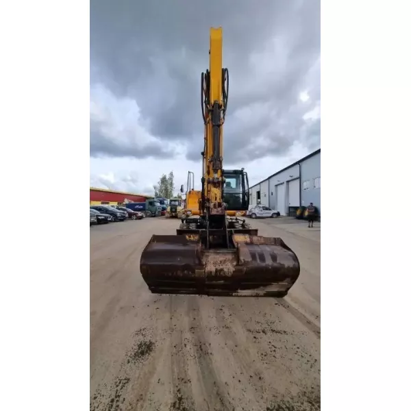 Колесен багер JCB 145W 2010