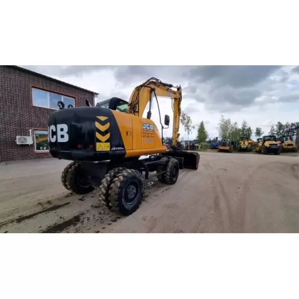 Колесен багер JCB 145W 2010