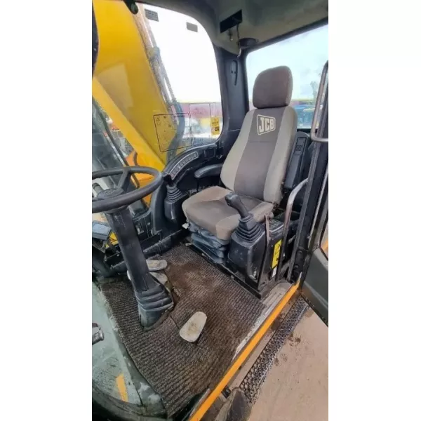 Колесен багер JCB 145W 2010