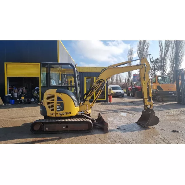 Употребяван мини багер Komatsu PC35MR-3 2010 3740, 3110 мм