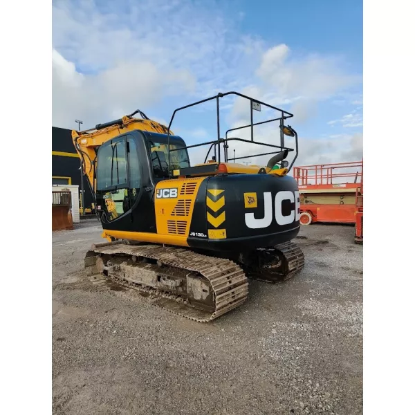 Верижен багер JCB JS130LC 2015